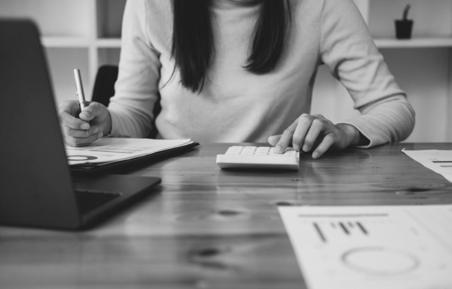 Dashboard con métricas reales de crecimiento orgánico en tienda online